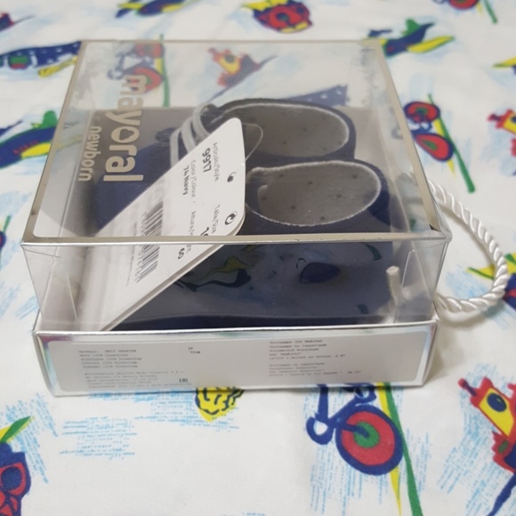 baby shoes. NEW WITH TAGS. - Picture 5 of 7